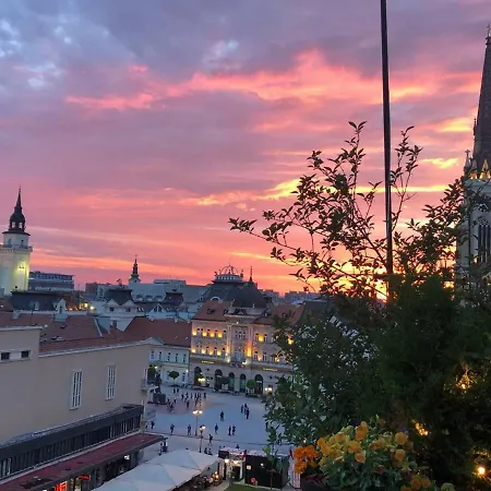 Penthouse Modena Lägenhet Novi Sad Exteriör bild
